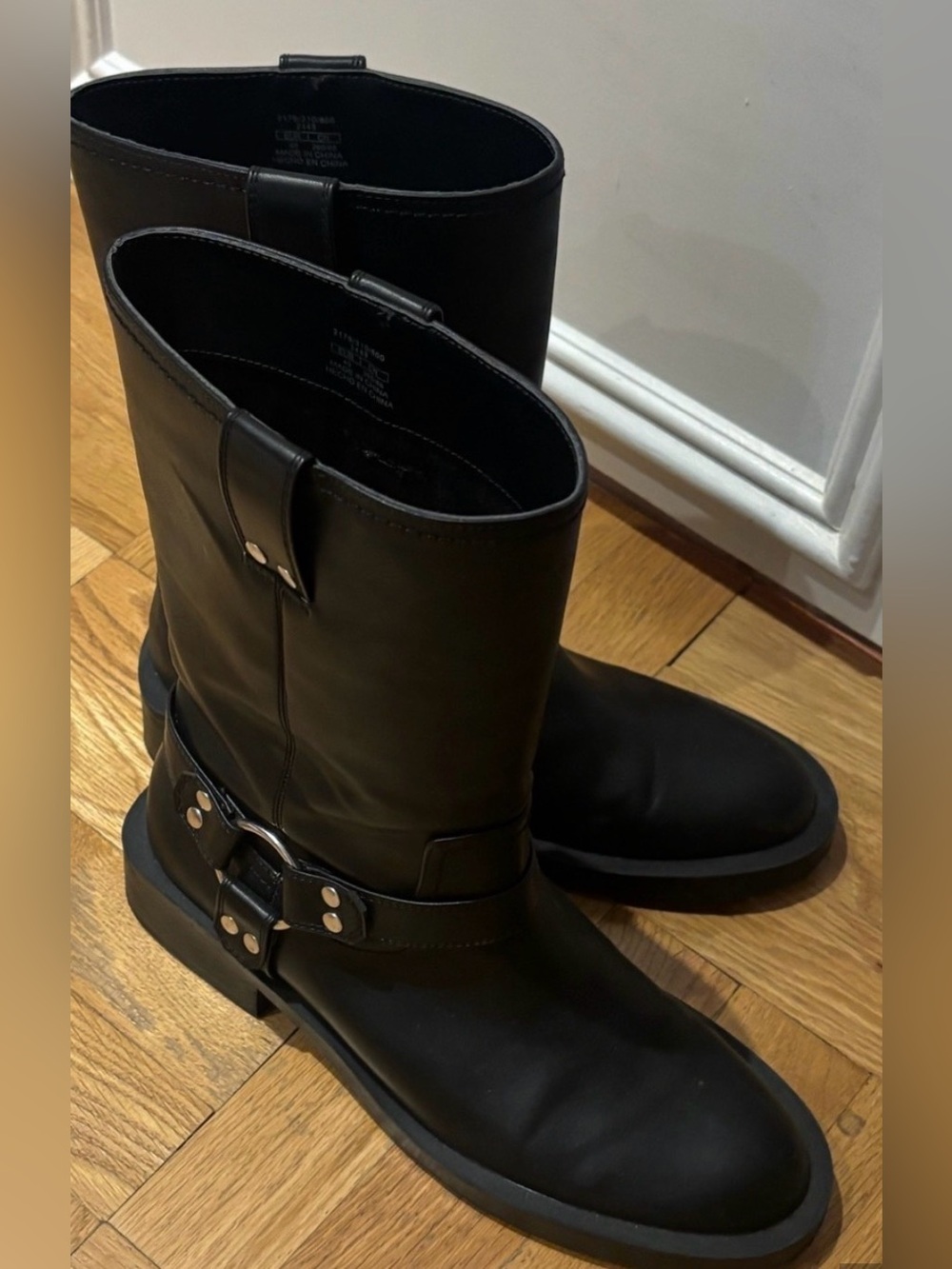 Fashionable Moto Zara Black Harness Boots